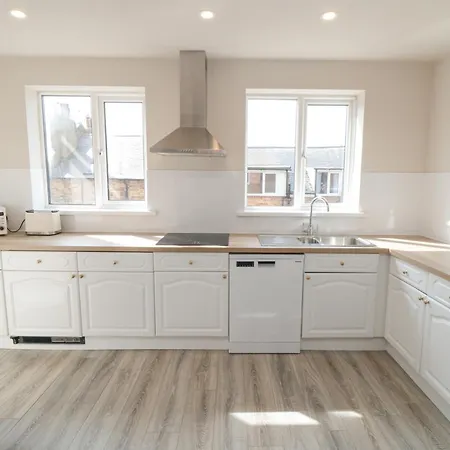 Ocean Spray * Scarborough